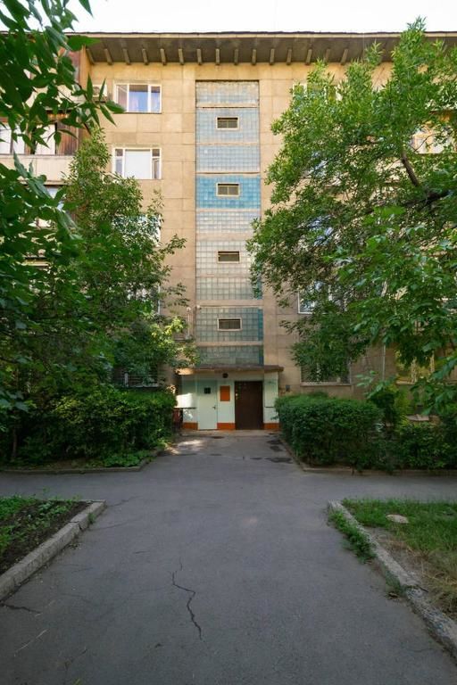 Апартаменты Nadezhda Apartment on Nauryzbay Batyra 37/1 Алматы